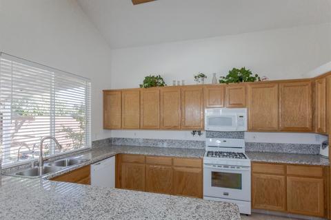 501 Dimensions St, Modesto, CA 95356 photo 8
