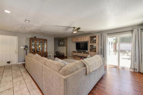 8480 Cortadera Dr, Orangevale, CA 95662 photo 9