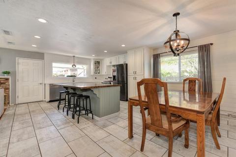 8480 Cortadera Dr, Orangevale, CA 95662 photo 11