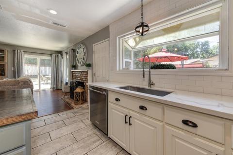 8480 Cortadera Dr, Orangevale, CA 95662 photo 16