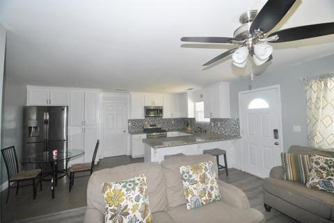 1321 Steele Ave, Modesto, CA 95351 photo 6