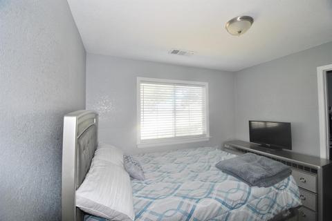 1321 Steele Ave, Modesto, CA 95351 photo 13