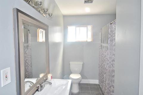 1321 Steele Ave, Modesto, CA 95351 photo 9