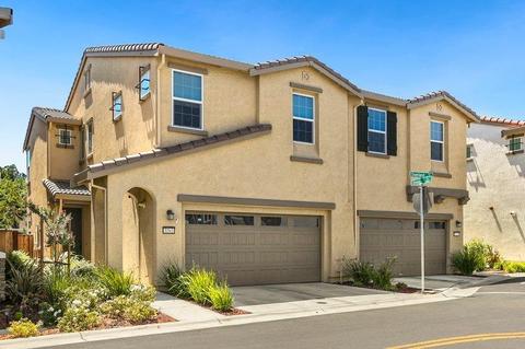 3262 Overland Ln, Tracy, CA 95377 photo 1