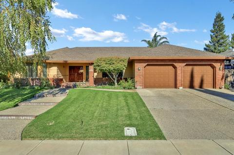 310 Wells Ct, Ripon, CA 95366 photo 3