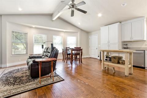 4807 Dream Ranch Ct, Placerville, CA 95667 photo 2