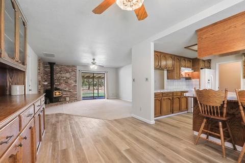 5325 E Harney Ln, Lodi, CA 95240 photo 7