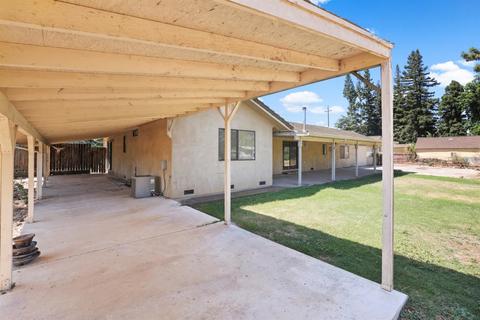 5325 E Harney Ln, Lodi, CA 95240 photo 4