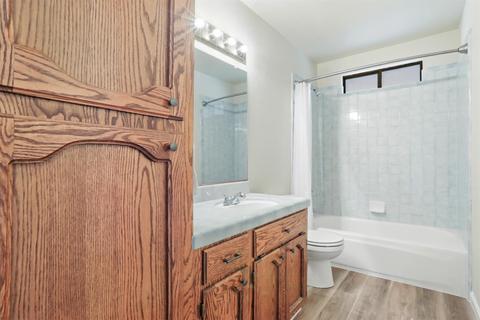 5325 E Harney Ln, Lodi, CA 95240 photo 21