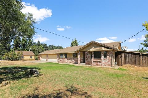 5325 E Harney Ln, Lodi, CA 95240 photo 3