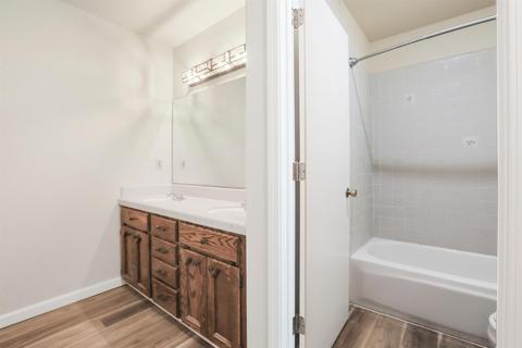 5325 E Harney Ln, Lodi, CA 95240 photo 19