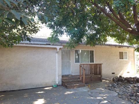 2346 W St, Merced, CA 95340 photo 1