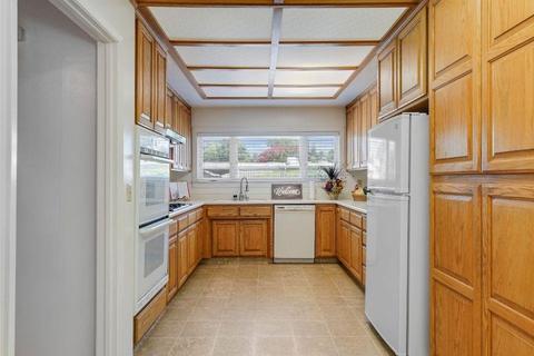 3621 Comstock Way, Carmichael, CA 95608 photo 9