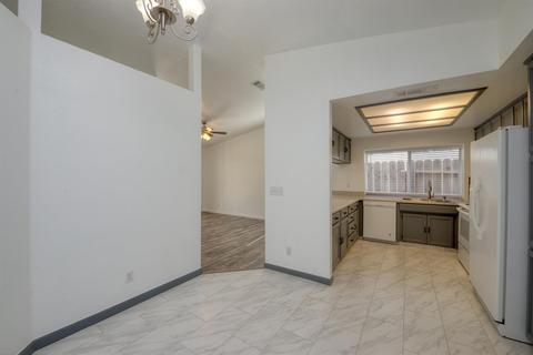 1506 Corgiat Dr, Newman, CA 95360 photo 10