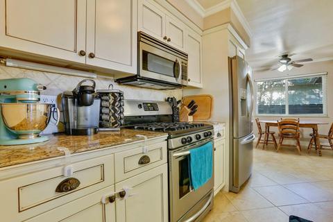 1819 Jackson, Lodi, CA 95242 photo 8