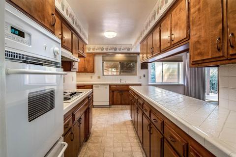 4406 Northampton Dr, Carmichael, CA 95608 photo 9