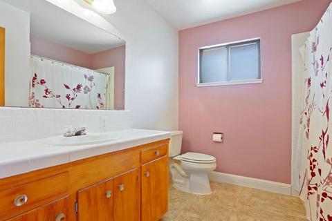 1121 Glenhurst Dr, Lodi, CA 95240 photo 15