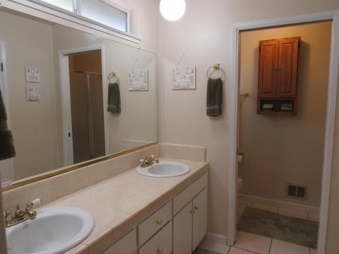 1824 Saint Ann Ct, Carmichael, CA 95608 photo 15