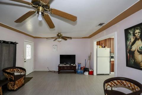 2334 S St, Merced, CA 95340 photo 5
