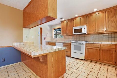 2306 S Ham Ln, Lodi, CA 95242 photo 7
