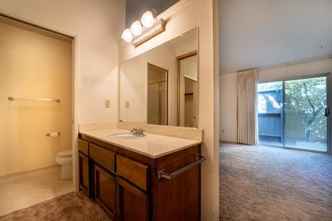 1002 Claremont Ct, Modesto, CA 95356 photo 11