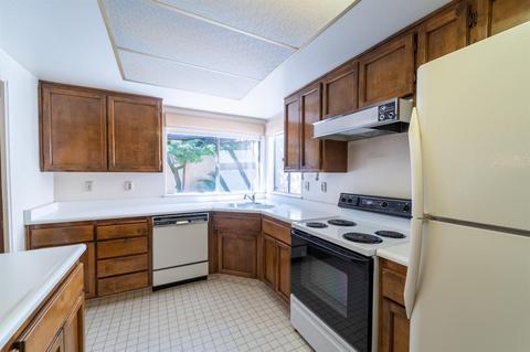 1002 Claremont Ct, Modesto, CA 95356 photo 7