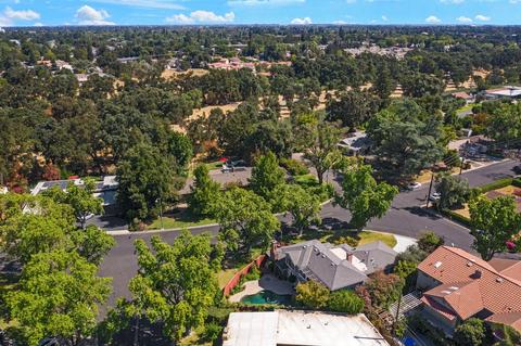 1418 Edgebrook Dr, Modesto, CA 95354 photo 7