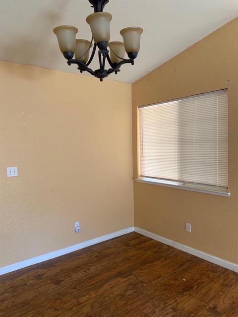 1397 E B St, Los Banos, CA 93635 photo 3