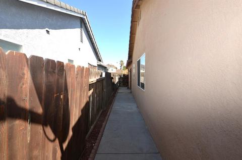 1397 E B St, Los Banos, CA 93635 photo 17
