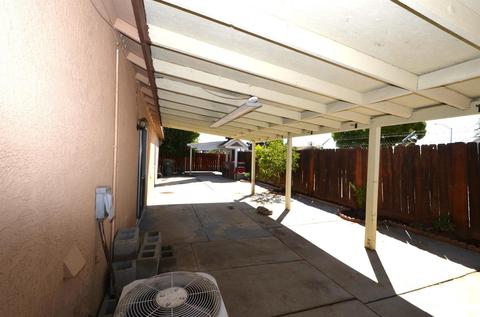 1397 E B St, Los Banos, CA 93635 photo 16