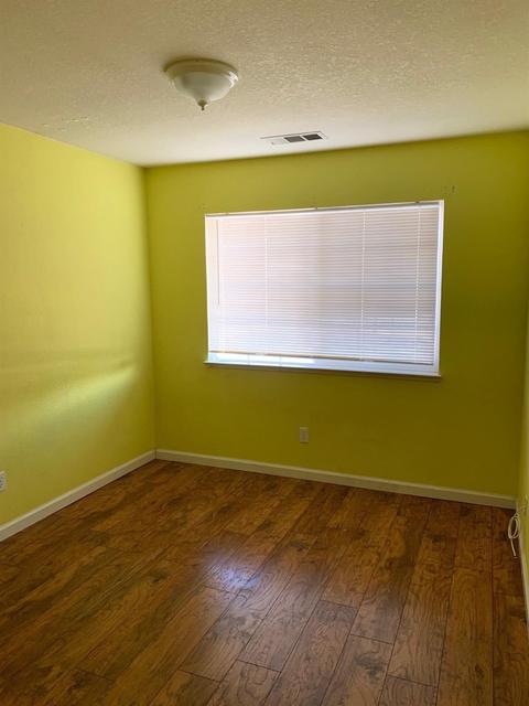 1397 E B St, Los Banos, CA 93635 photo 11
