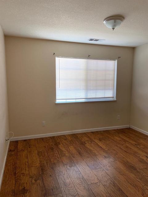 1397 E B St, Los Banos, CA 93635 photo 10