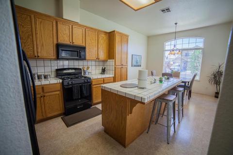 1751 Winchester Dr, Manteca, CA 95336 photo 9