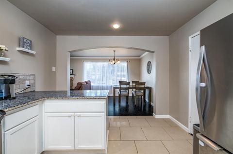 1012 Badgley Dr, Modesto, CA 95350 photo 11