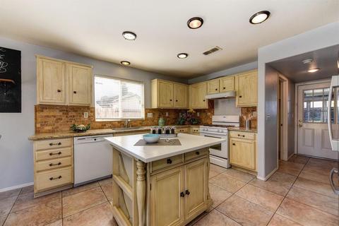 4526 Rosecliff Cir, Mather, CA 95655 photo 12