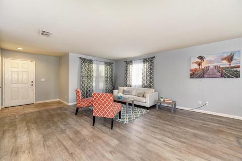 4526 Rosecliff Cir, Mather, CA 95655 photo 4