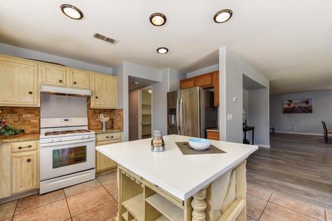 4526 Rosecliff Cir, Mather, CA 95655 photo 11