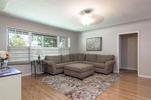 702 Castle St, Modesto, CA 95350 photo 8