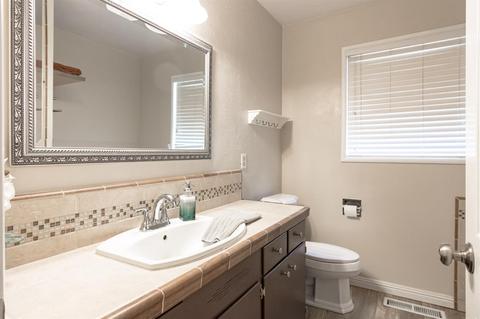 702 Castle St, Modesto, CA 95350 photo 22