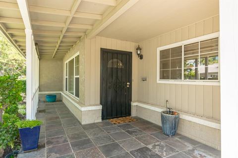 702 Castle St, Modesto, CA 95350 photo 5
