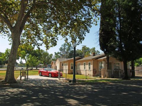 416 E St, Modesto, CA 95354 photo 1