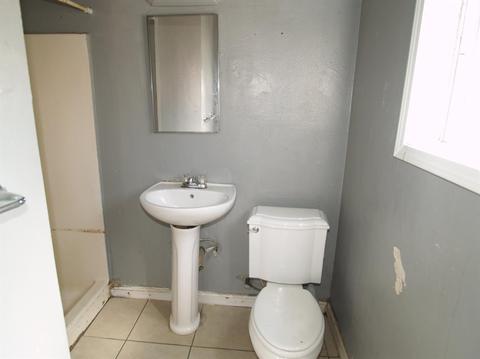416 E St, Modesto, CA 95354 photo 25