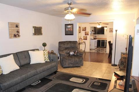 2036 Donald St, Modesto, CA 95351 photo 2
