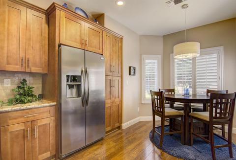 1909 Hunter Dr, Rocklin, CA 95765 photo 4