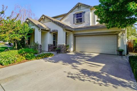 625 W Boesch Dr, Ripon, CA 95366 photo 2