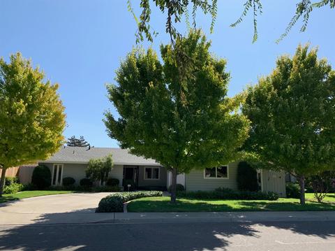 420 Corello St, Turlock, CA 95380 photo 1