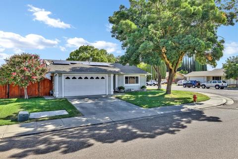 1329 Kelley Dr, Manteca, CA 95336 photo 2