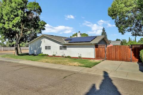 1329 Kelley Dr, Manteca, CA 95336 photo 4
