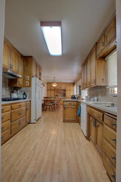 1144 Fordham Ave, Modesto, CA 95350 photo 8