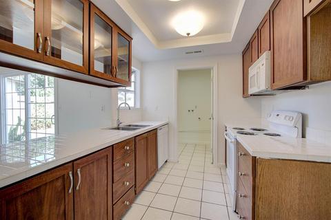 7500 Sloop Ct, Citrus Heights, CA 95621 photo 3